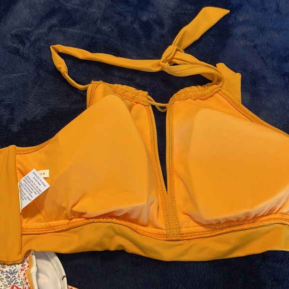 Luxury Resort like bathing suit - Picture 7 of 8